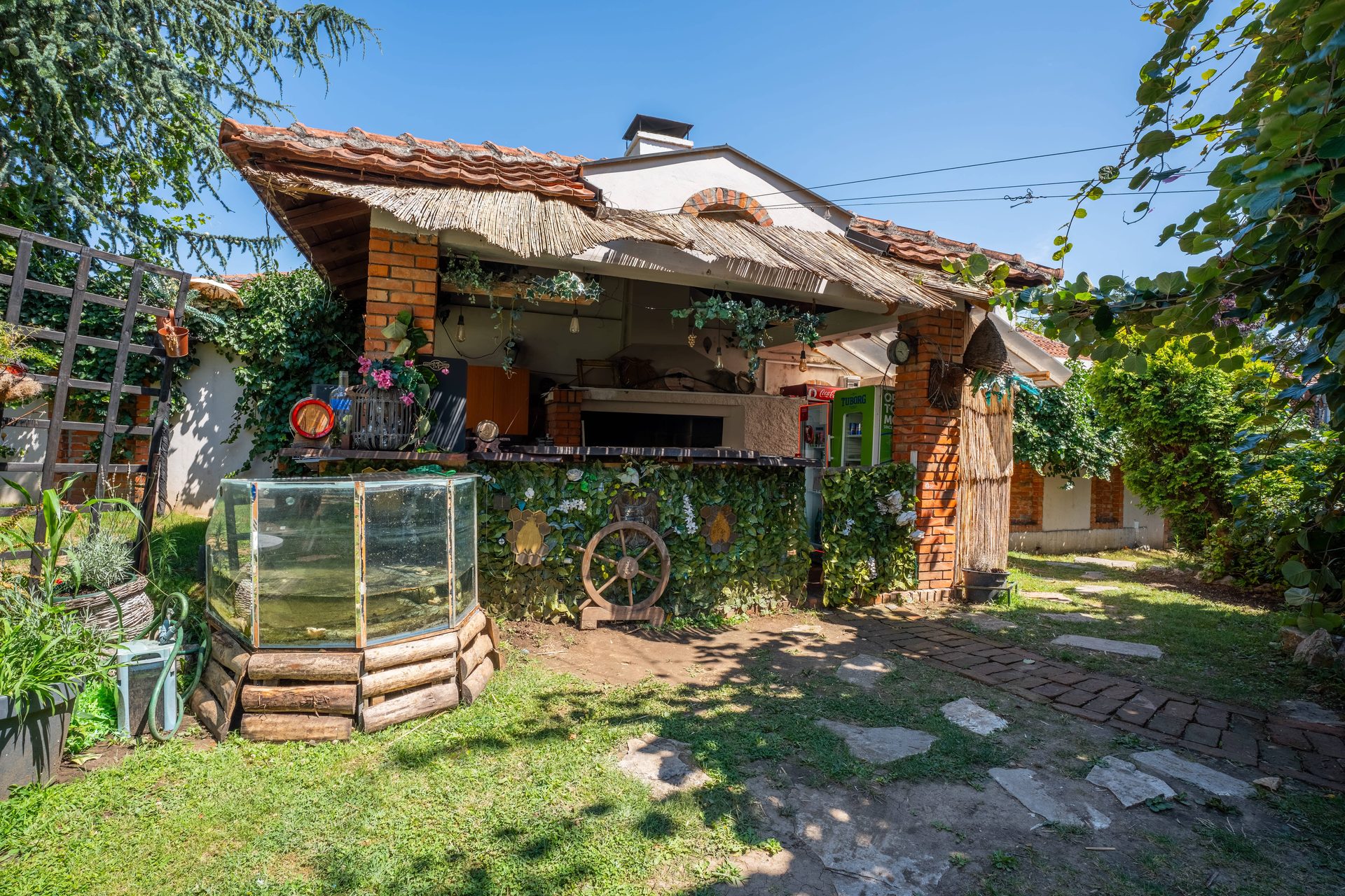Letnjikovac u dvorištu